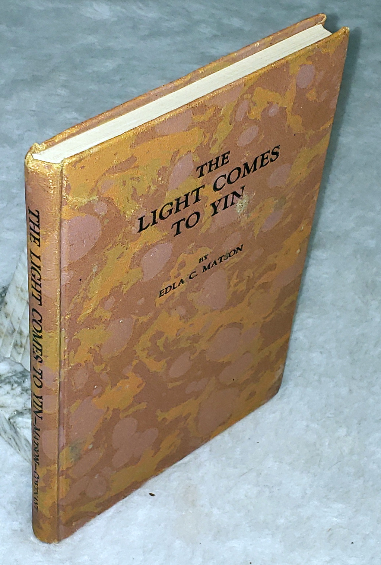 The Light Comes to Yin: A Story of China' Women