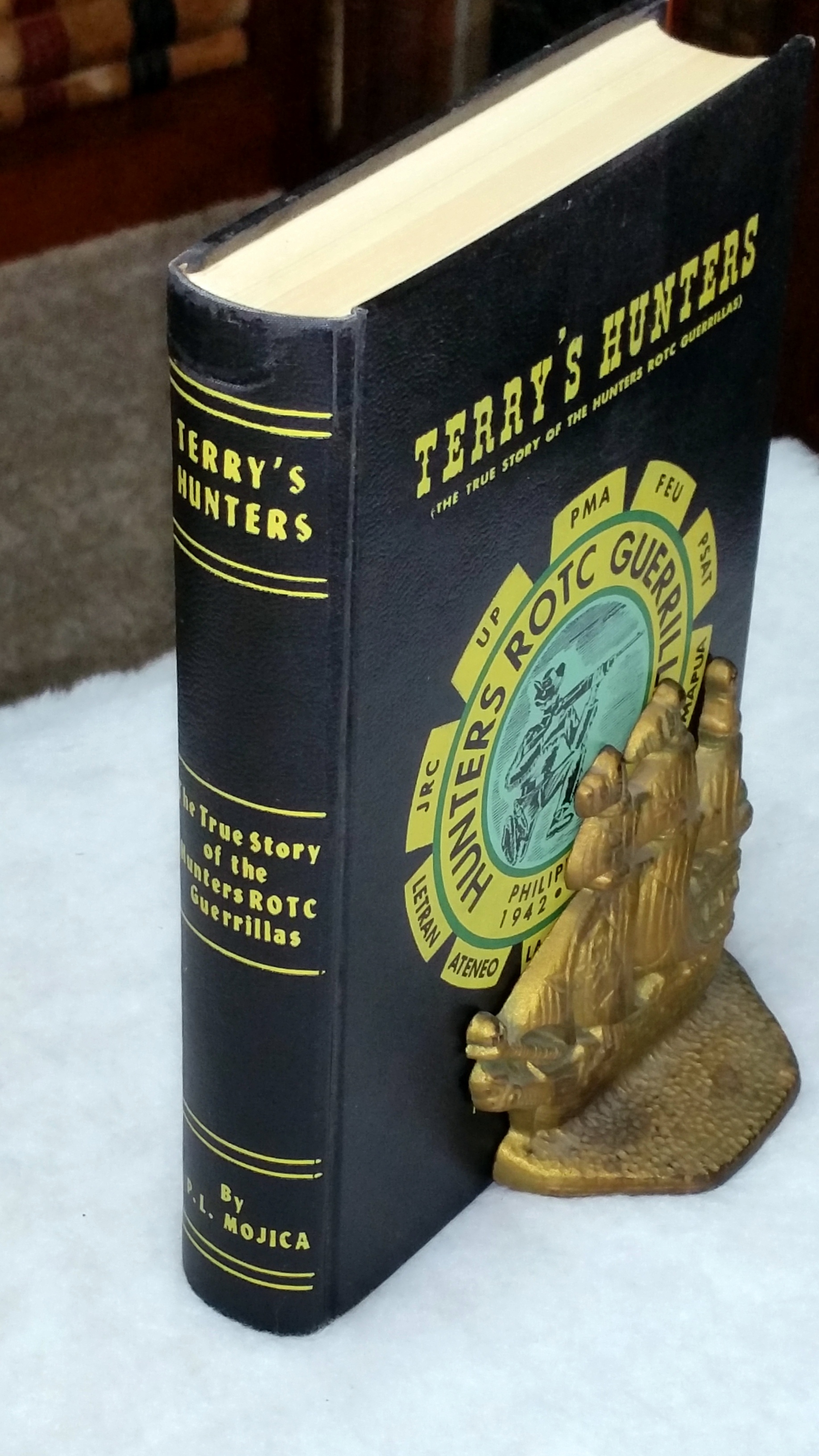 Terry's Hunters (The True Story of the Hunters ROTC Guerrillas)