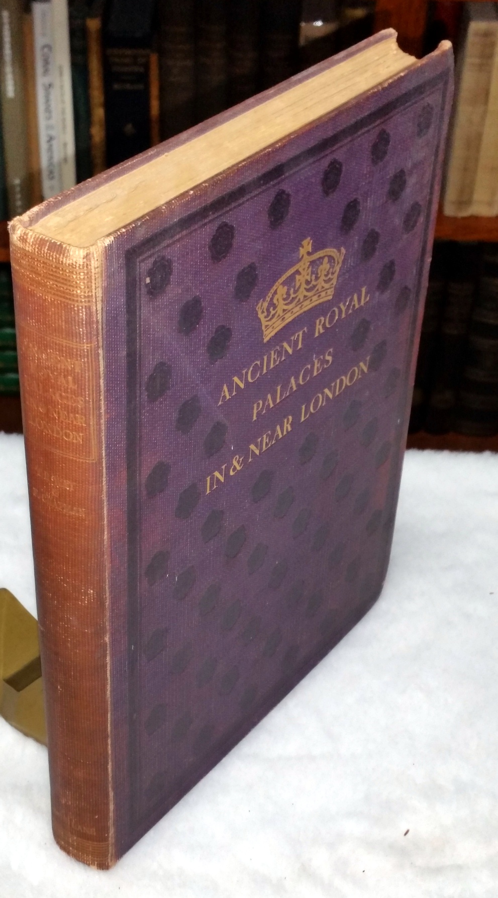 Image for Ancient Royal Palaces in and Near London