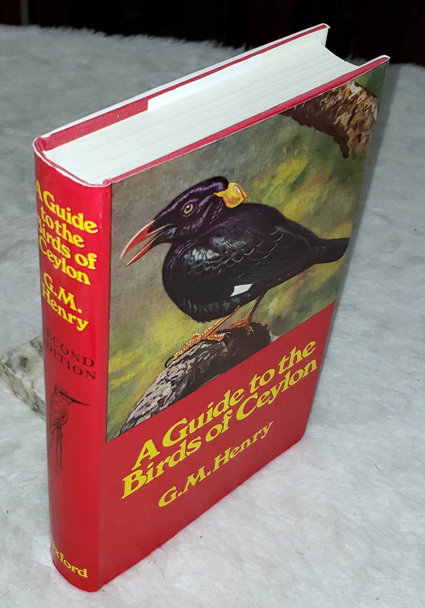 A Guide to the Birds of Ceylon